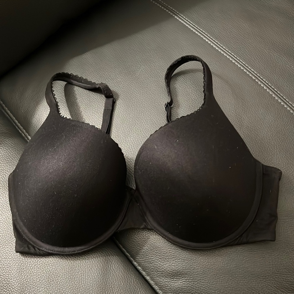 Victoria Secret Body by Victoria convertible Bra